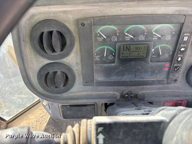 image for item ET7442 2006 John Deere 544J wheel loader