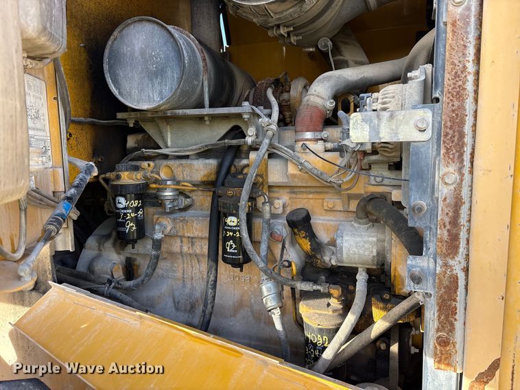 image for item ET7442 2006 John Deere 544J wheel loader