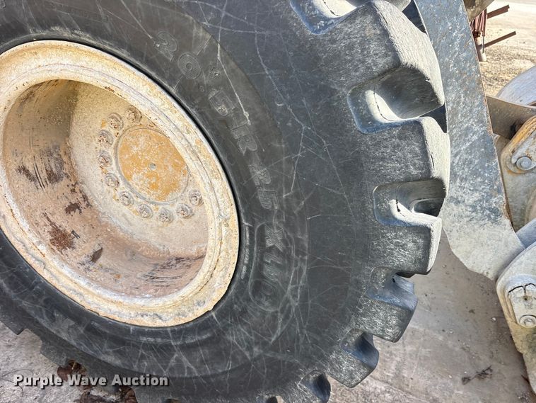 image for item ET7442 2006 John Deere 544J wheel loader