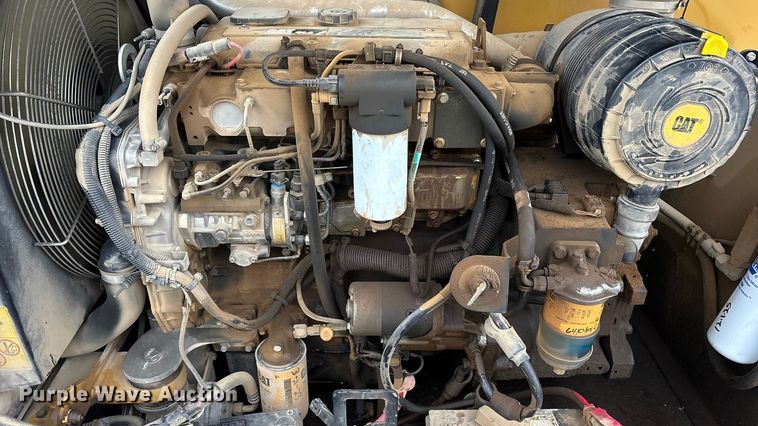 image for item ET7443 2011 Caterpillar TH514 telehandler