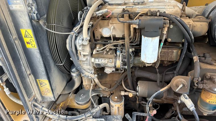 image for item ET7443 2011 Caterpillar TH514 telehandler