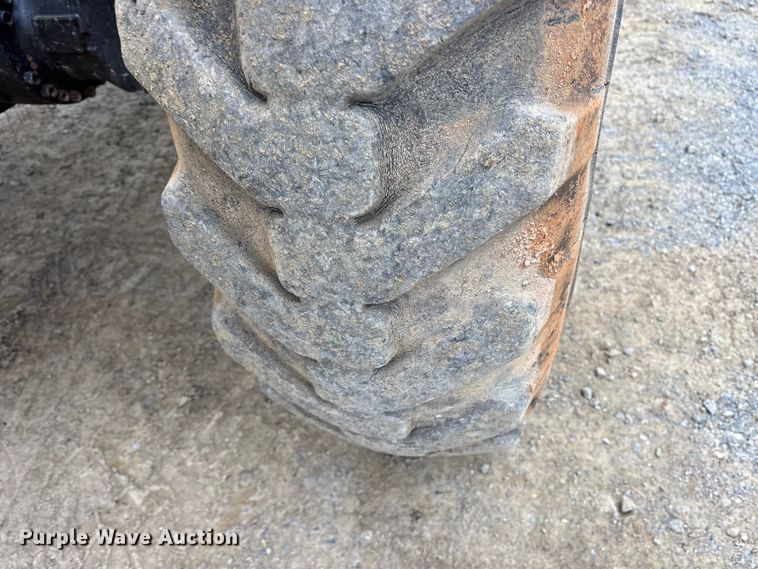 image for item ET7443 2011 Caterpillar TH514 telehandler