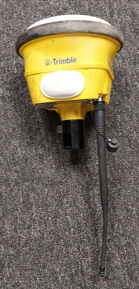 image for item EU2595 Trimble survey kit