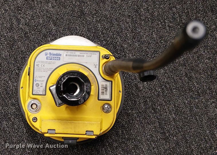 image for item EU2595 Trimble survey kit