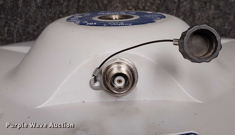 image for item EU2595 Trimble survey kit