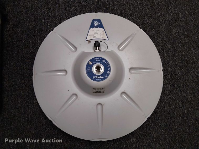 image for item EU2596 Trimble survey kit