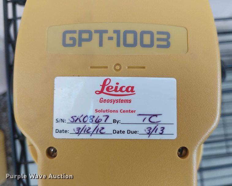 image for item EU2601 (2) Topcon total stations