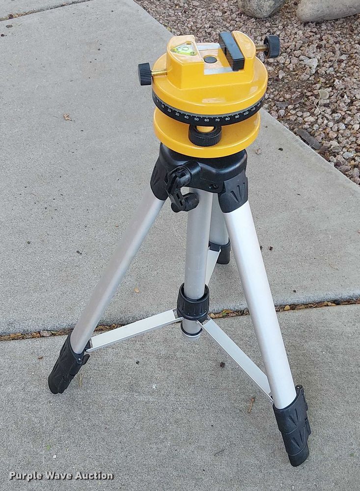 image for item EU2602 Johnson laser level