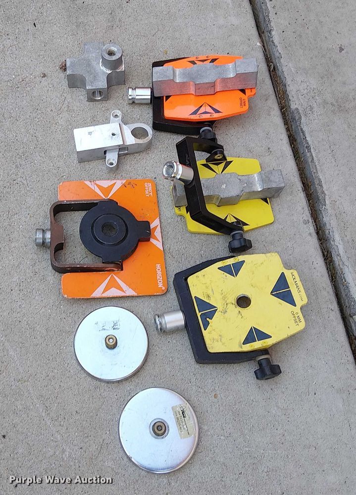 image for item EU2603 Surveying equipment