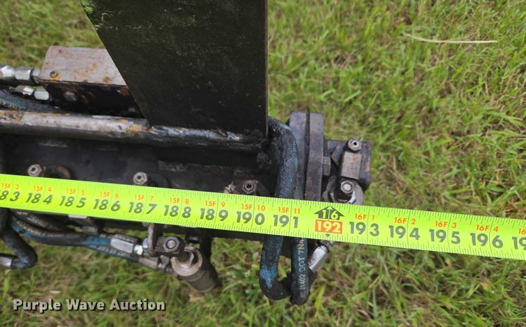 image for item EU3642 2011 Peterbilt 365 oil distributor truck