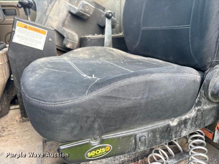 image for item EU4648 2007 International 5500i ready mix truck