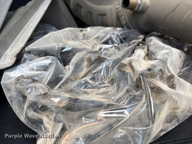 image for item EU4648 2007 International 5500i ready mix truck