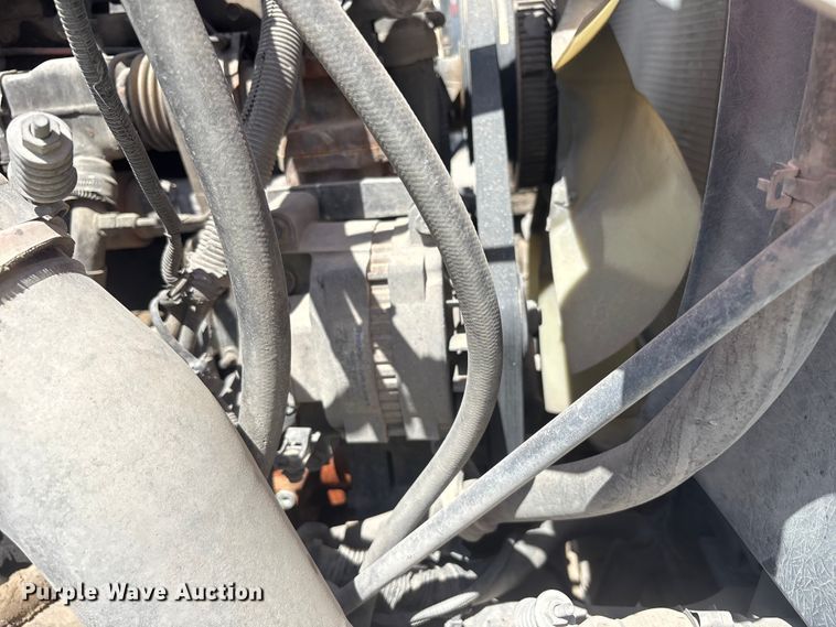 image for item EU4648 2007 International 5500i ready mix truck