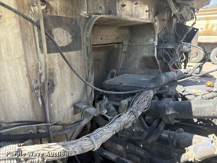 image for item EU4648 2007 International 5500i ready mix truck