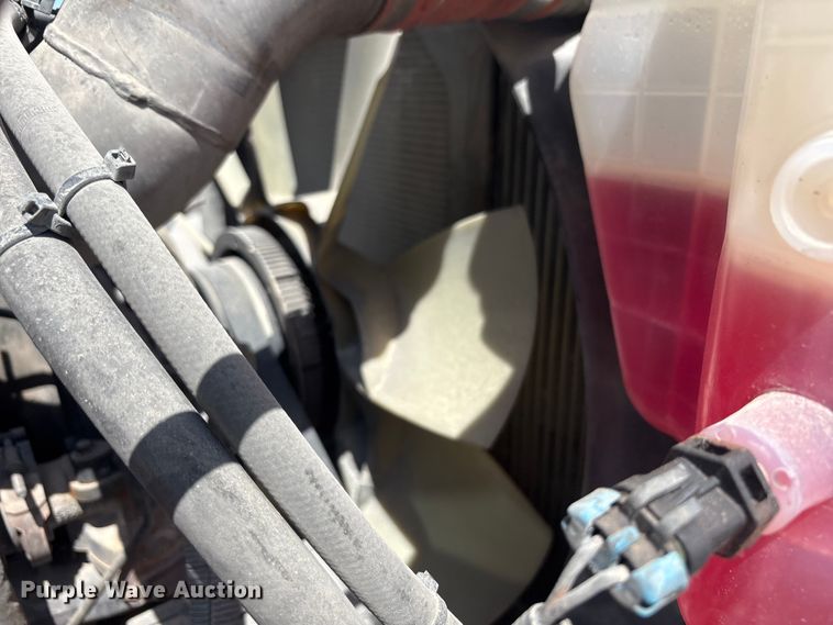 image for item EU4648 2007 International 5500i ready mix truck