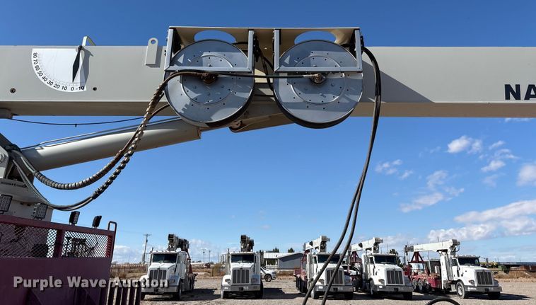 image for item EU4710 2015 Peterbilt 365 crane truck