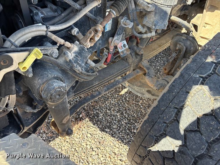 image for item EU4710 2015 Peterbilt 365 crane truck