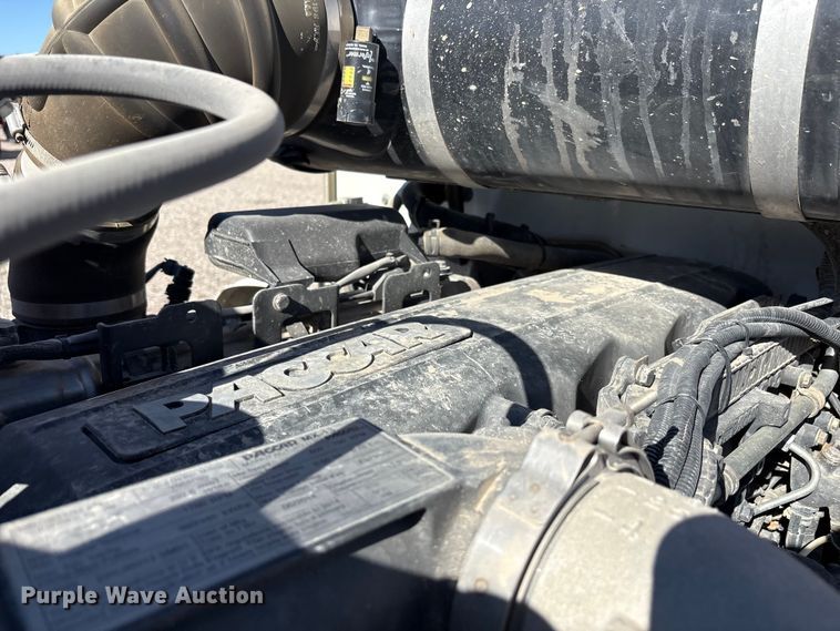 image for item EU4710 2015 Peterbilt 365 crane truck