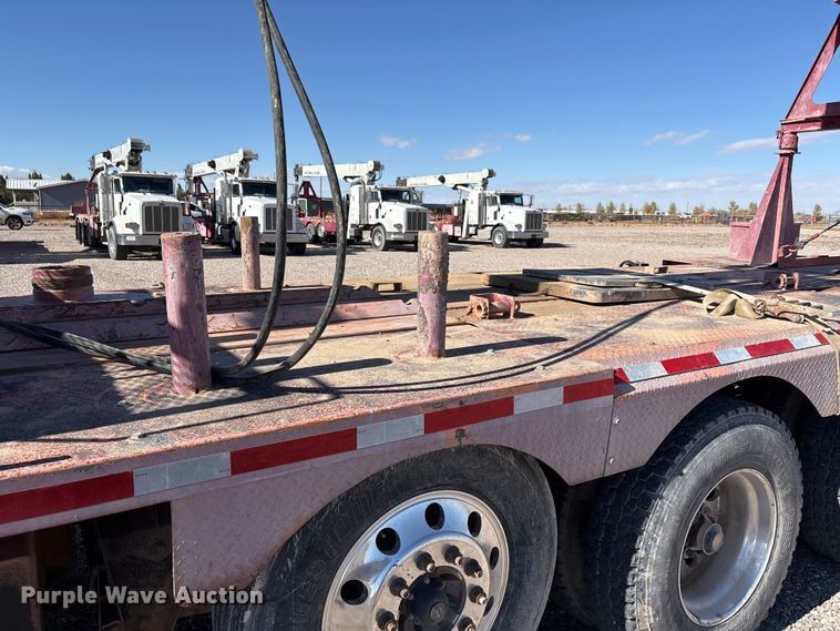 image for item EU4711 2014 Peterbilt 365 crane truck