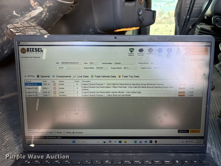 image for item EU4711 2014 Peterbilt 365 crane truck