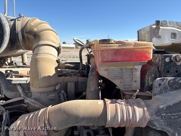 image for item EU4711 2014 Peterbilt 365 crane truck