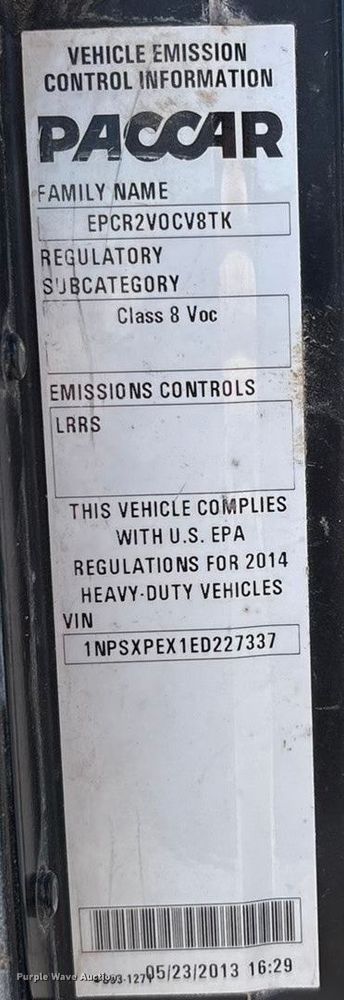 image for item EU4711 2014 Peterbilt 365 crane truck