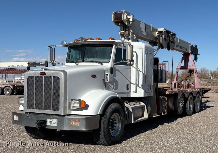 image for item EU4712 2014 Peterbilt 365 crane truck