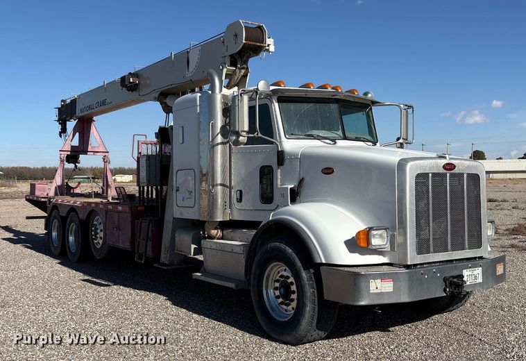 image for item EU4712 2014 Peterbilt 365 crane truck