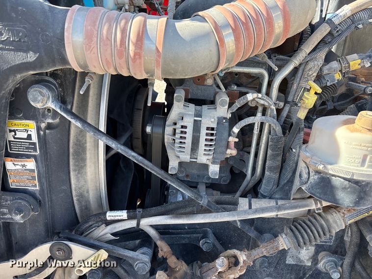 image for item EU4712 2014 Peterbilt 365 crane truck