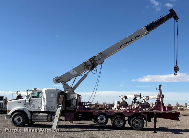 image for item EU4713 2014 Peterbilt 365 crane truck
