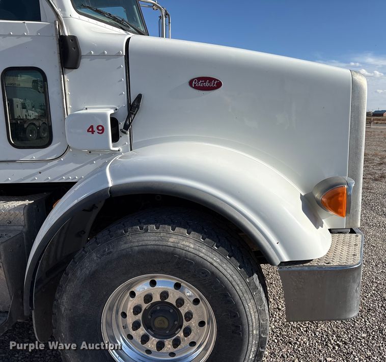 image for item EU4713 2014 Peterbilt 365 crane truck