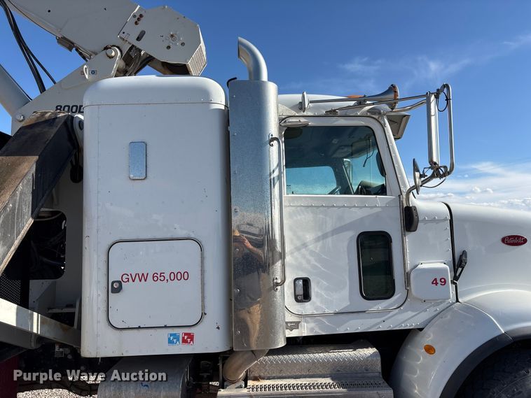 image for item EU4713 2014 Peterbilt 365 crane truck