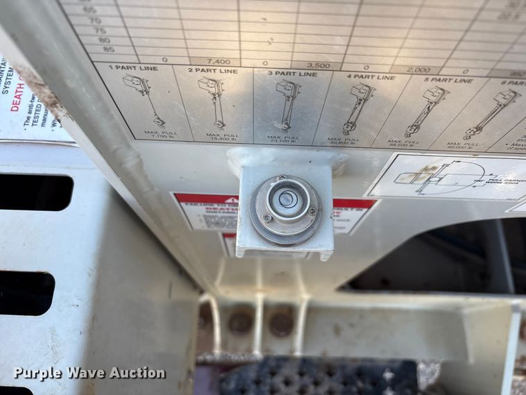 image for item EU4713 2014 Peterbilt 365 crane truck