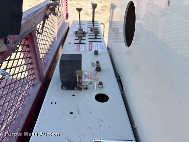 image for item EU4713 2014 Peterbilt 365 crane truck