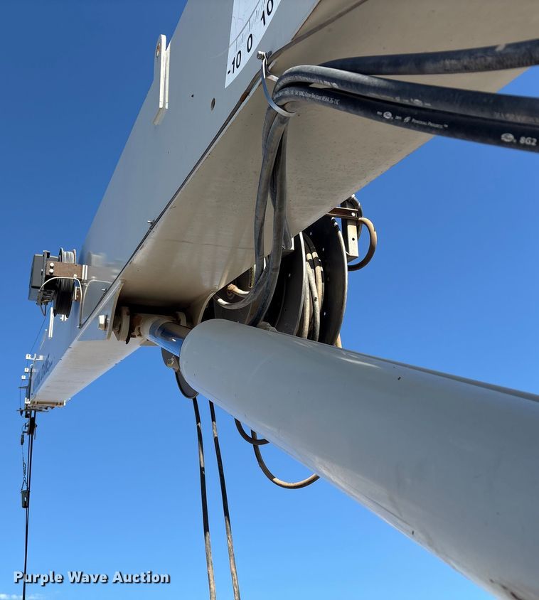 image for item EU4713 2014 Peterbilt 365 crane truck