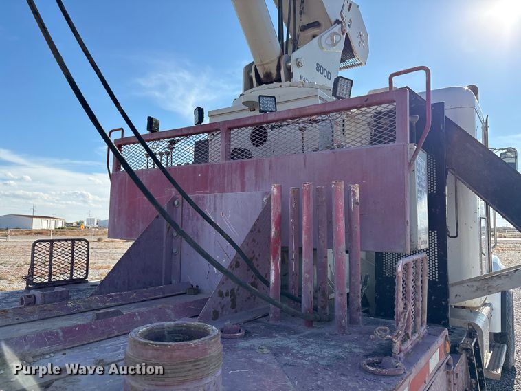 image for item EU4713 2014 Peterbilt 365 crane truck