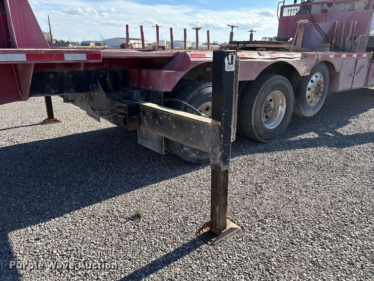 image for item EU4713 2014 Peterbilt 365 crane truck