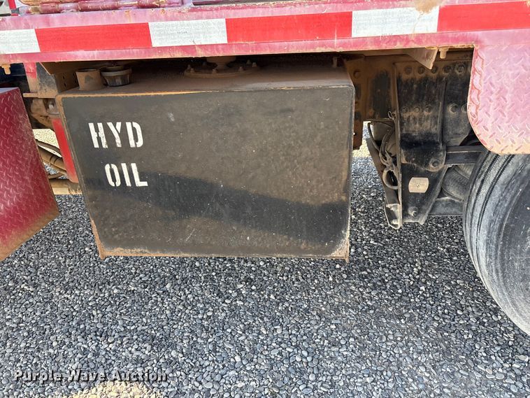 image for item EU4713 2014 Peterbilt 365 crane truck