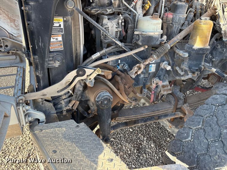 image for item EU4713 2014 Peterbilt 365 crane truck