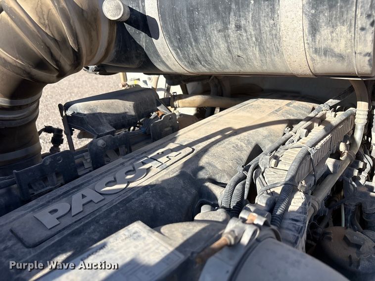 image for item EU4713 2014 Peterbilt 365 crane truck