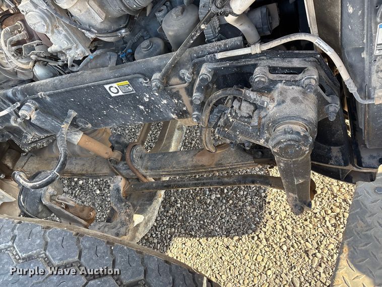 image for item EU4713 2014 Peterbilt 365 crane truck