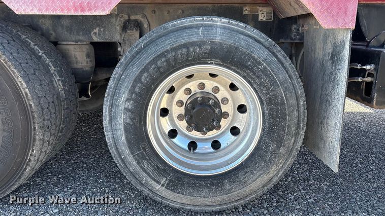 image for item EU4713 2014 Peterbilt 365 crane truck