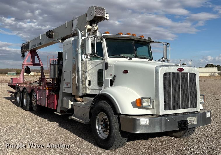 image for item EU4714 2013 Peterbilt 365 crane truck