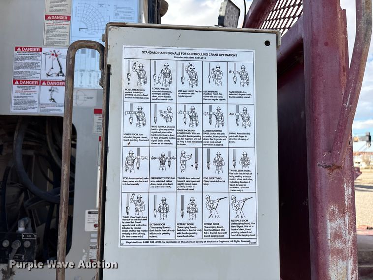 image for item EU4714 2013 Peterbilt 365 crane truck