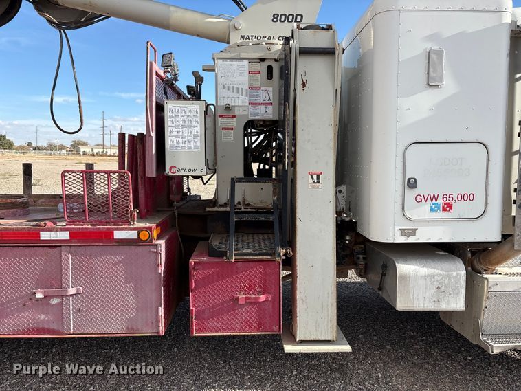 image for item EU4714 2013 Peterbilt 365 crane truck