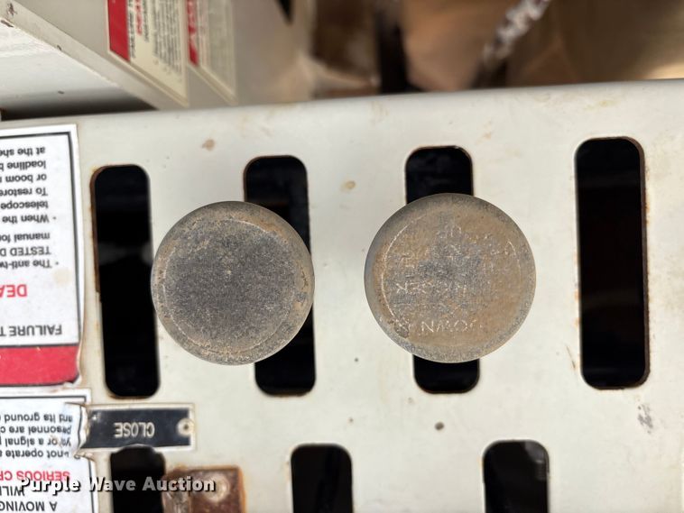 image for item EU4714 2013 Peterbilt 365 crane truck