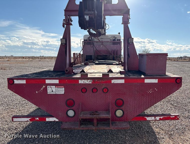 image for item EU4714 2013 Peterbilt 365 crane truck