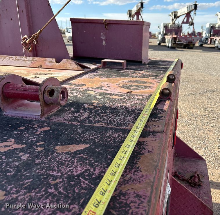 image for item EU4714 2013 Peterbilt 365 crane truck