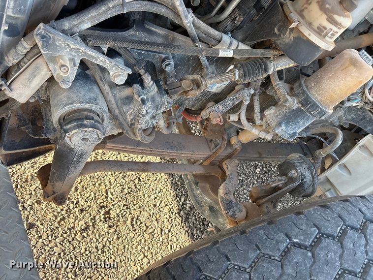 image for item EU4714 2013 Peterbilt 365 crane truck