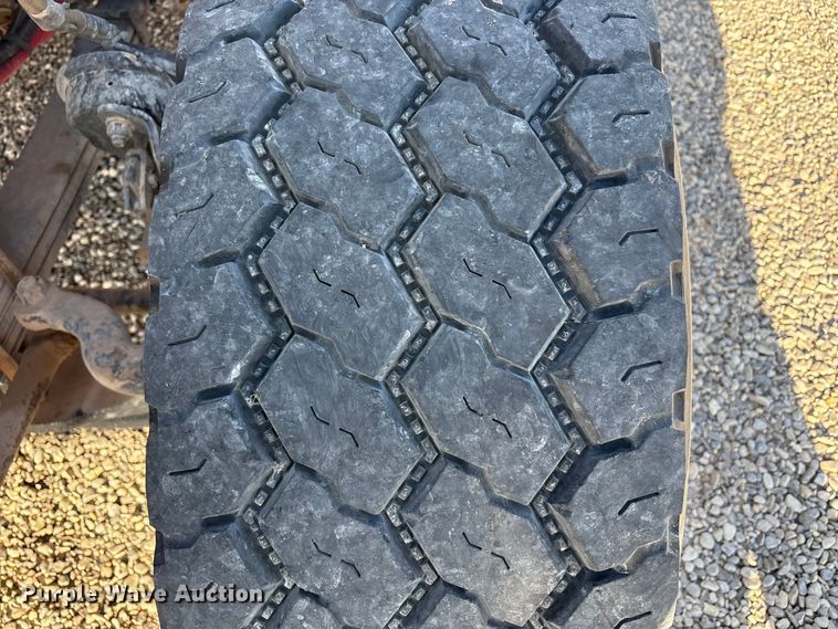 image for item EU4714 2013 Peterbilt 365 crane truck